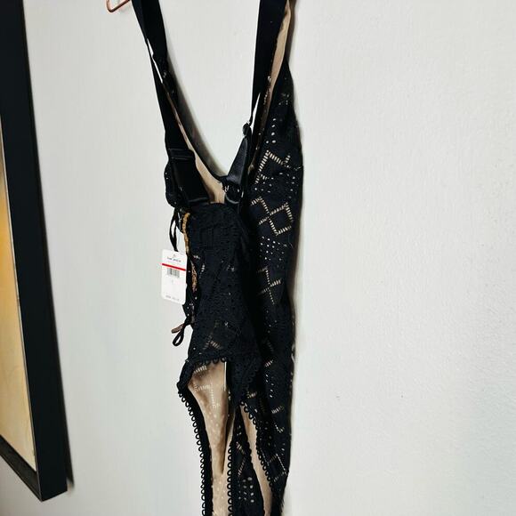 NWT FREE PEOPLE Thank You Never Black Lace One Piece Bodysuit Size Extra Small - Picture 4 of 7